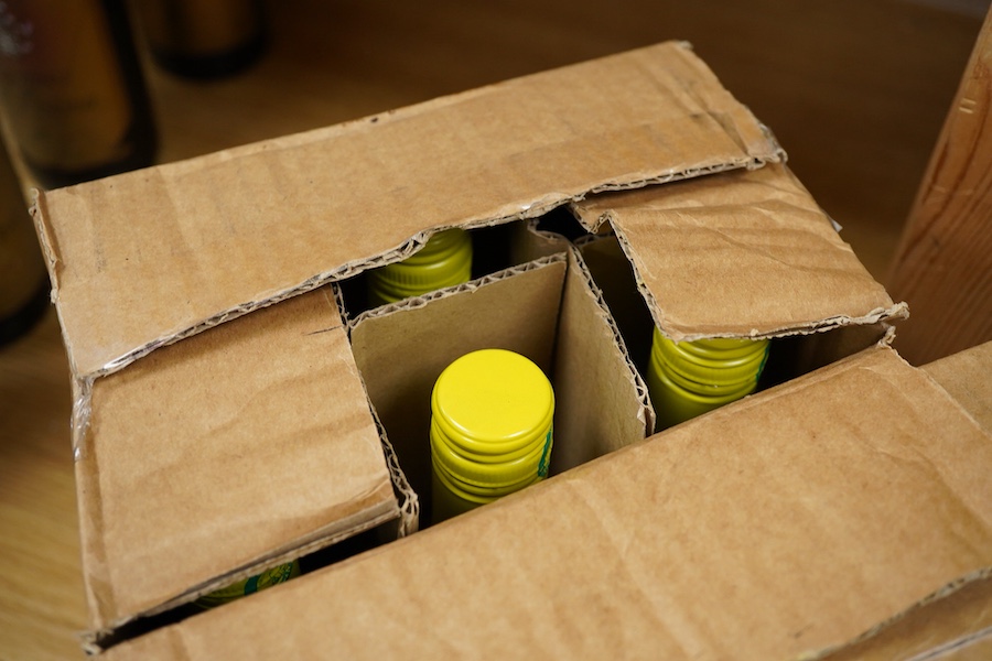 Muscat de Saint Jean de Minervois La Frivole Domaine Anne Gros et Jean Paul Tollot, 2018, twelve bottles, cased